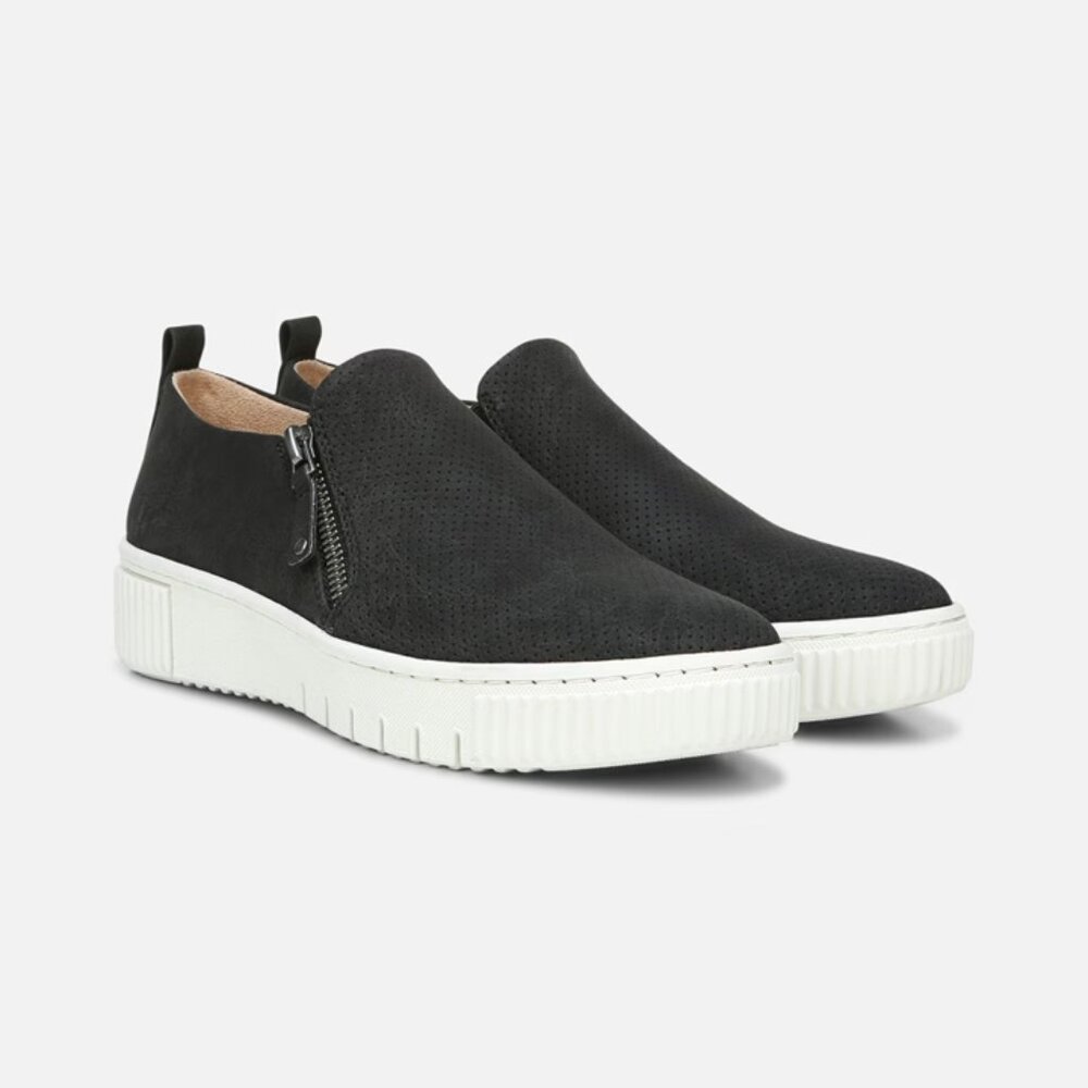 NEW Soul Naturalizer Turner Casual Slip-on Sneaker - Black - Size 7.5 M